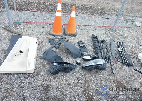 2014 Volkswagen Eos Komfort из США, поврежденный, VIN WVWBW8AH9EV001216